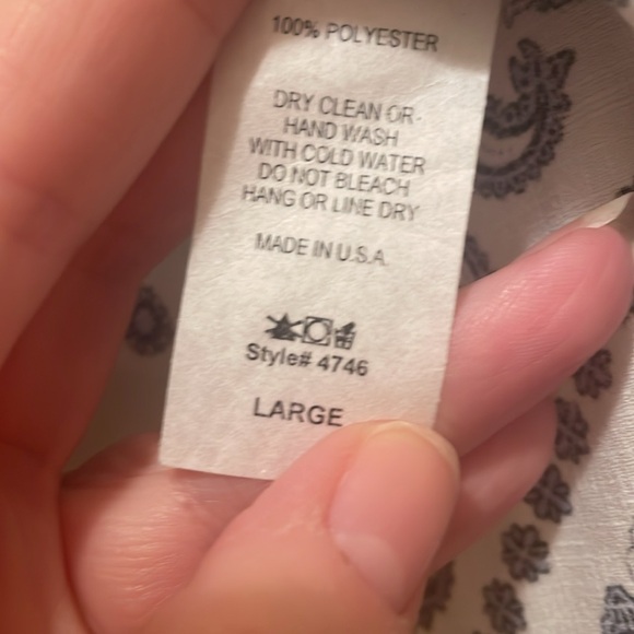 Sleeveless blouse - Picture 6 of 6